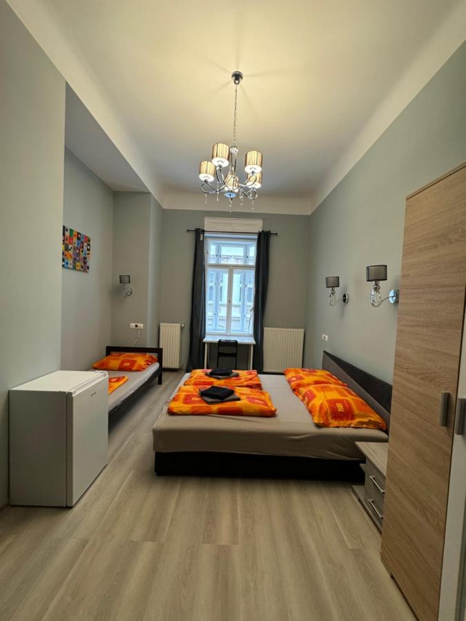 Boomerang Hostel บูดาเปสต์ ภายนอก รูปภาพ