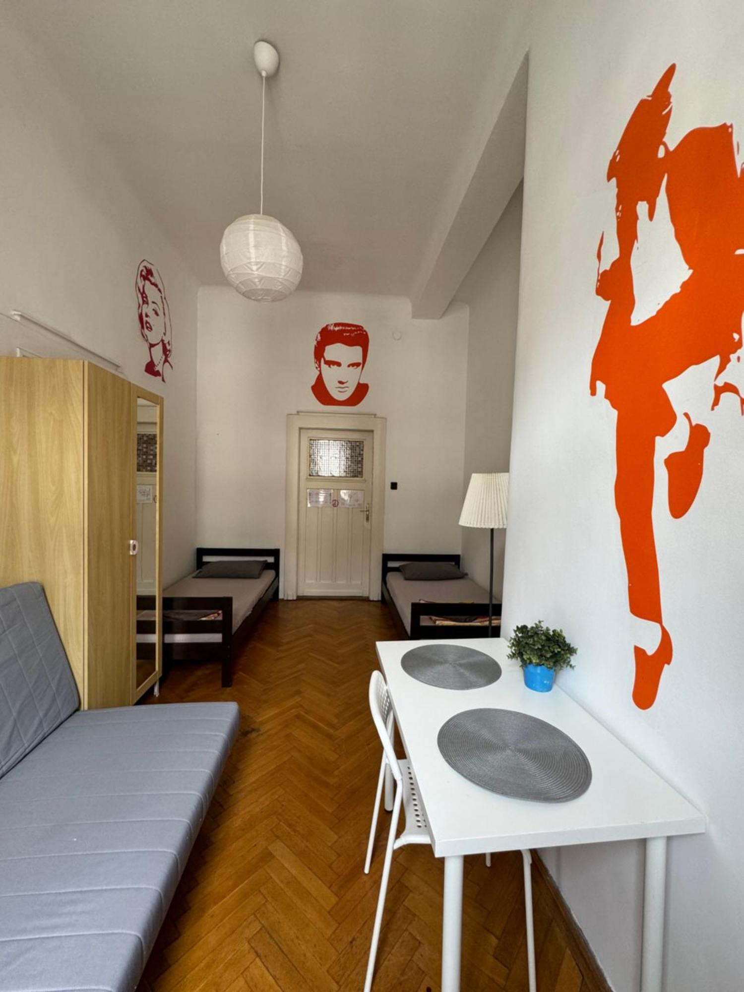 Boomerang Hostel บูดาเปสต์ ภายนอก รูปภาพ
